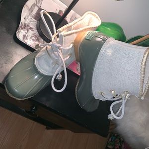 Jack Rogers rain boots